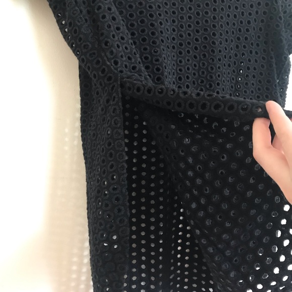 Aritzia Tops - Wilfred aritzia black top